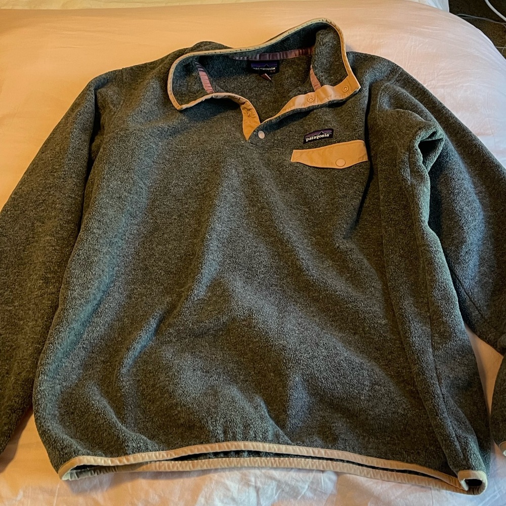BARELY WORN Patagonia Synchilla Snap-T Pullover
